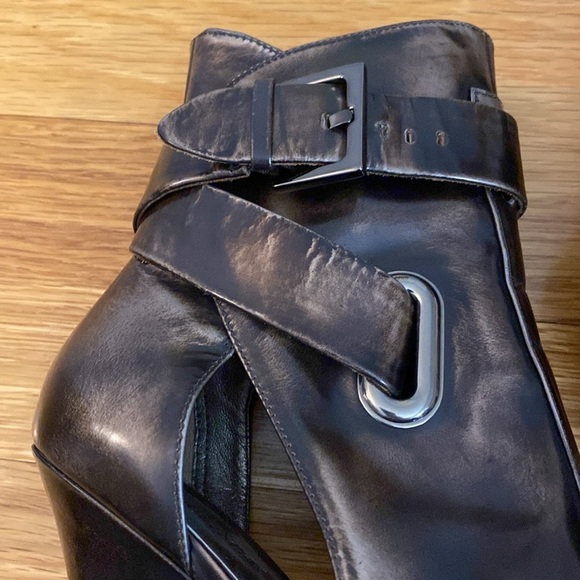 Marciano by Guess Women’s Brown Open Toe Heels With Buckle Size 7 - Picture 5 of 9